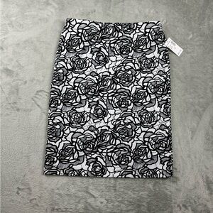 Jones Studio floral print skirt size xs New with tags MSRP $44